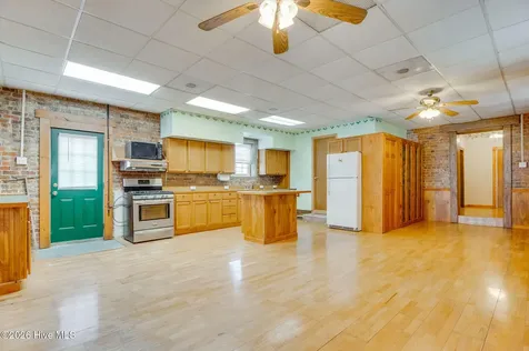 201 N Wilmington Street Richlands NC 28574