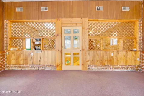 201 N Wilmington Street Richlands NC 28574