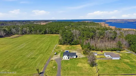 147 Cason Point Road Knotts Island NC 27950
