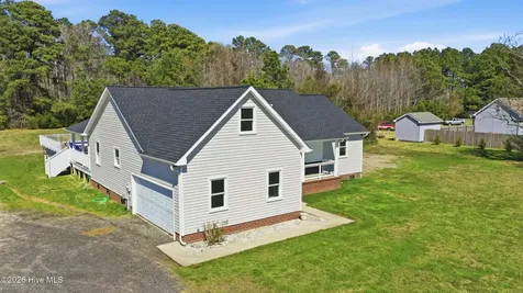 147 Cason Point Road Knotts Island NC 27950