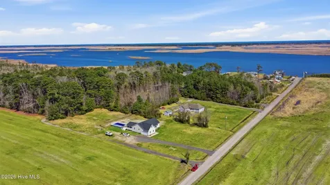 147 Cason Point Road Knotts Island NC 27950