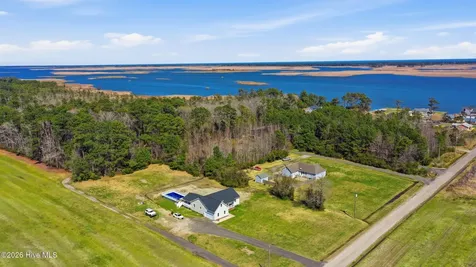 147 Cason Point Road Knotts Island NC 27950