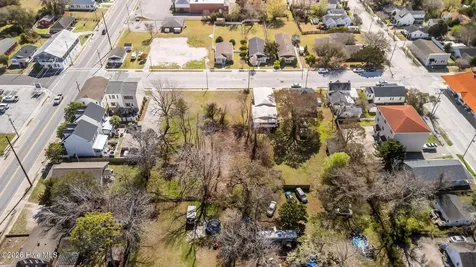 309 Pollock Street Beaufort NC 28516