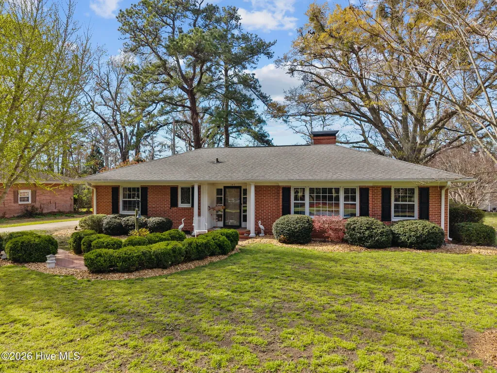 147 Honey Pod Farm Road Washington NC 27889