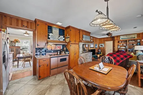 147 Honey Pod Farm Road Washington NC 27889