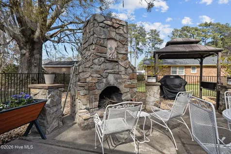 147 Honey Pod Farm Road Washington NC 27889