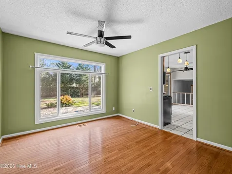2200 Colony Plaza Jacksonville NC 28546