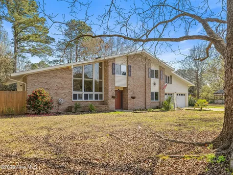 2200 Colony Plaza Jacksonville NC 28546