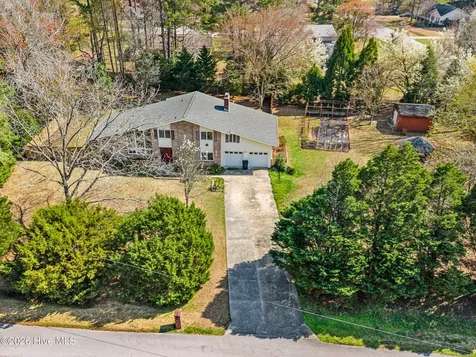 2200 Colony Plaza Jacksonville NC 28546