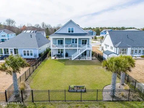 393 Summerhouse Drive Holly Ridge NC 28445