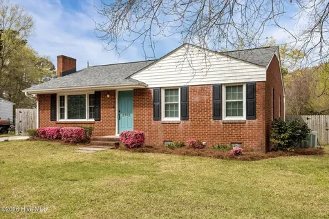 2609 Crockett Drive Greenville NC 27858