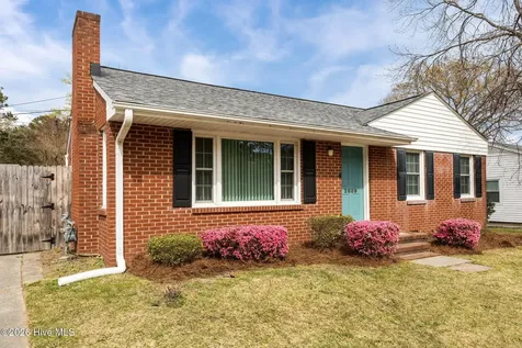 2609 Crockett Drive Greenville NC 27858
