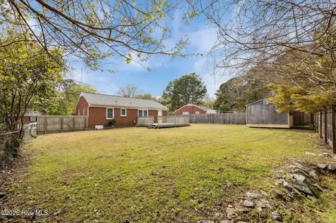 2609 Crockett Drive Greenville NC 27858