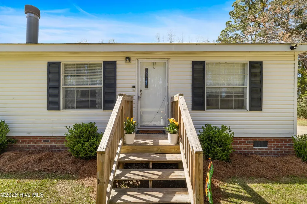 5525 Cox Road NW Ash NC 28420