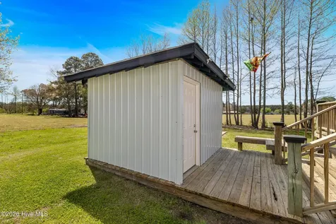 5525 Cox Road NW Ash NC 28420
