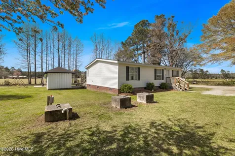 5525 Cox Road NW Ash NC 28420