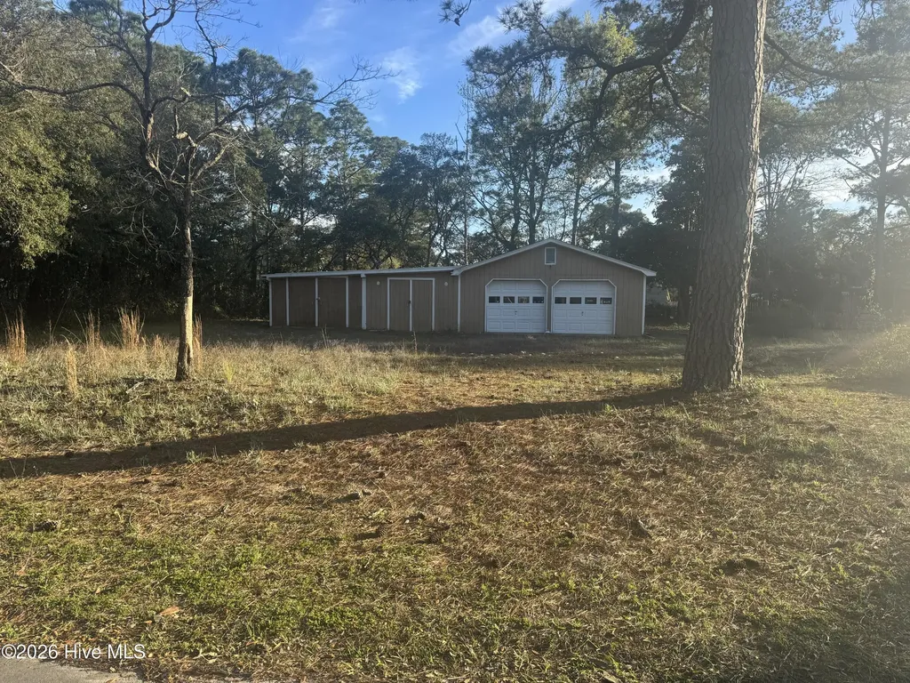 809 Monroe Avenue Carolina Beach NC 28428