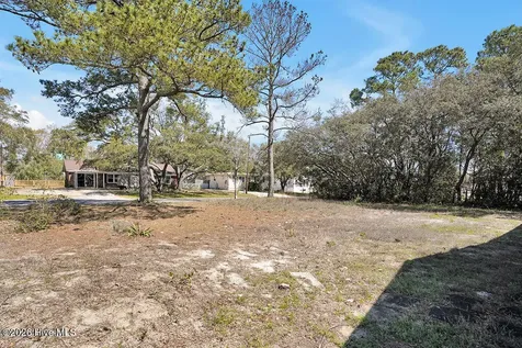 809 Monroe Avenue Carolina Beach NC 28428