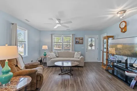 558 Mission Road Southport NC 28461
