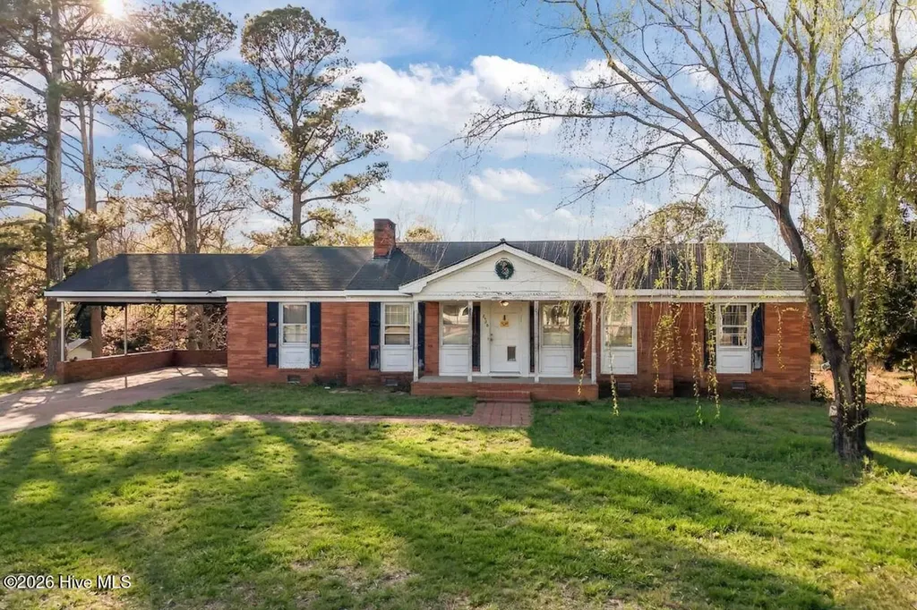 7540 Old Fairground Road Benson NC 27504