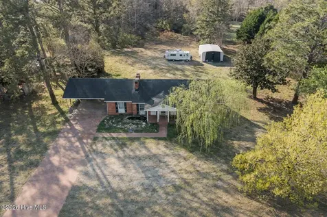 7540 Old Fairground Road Benson NC 27504