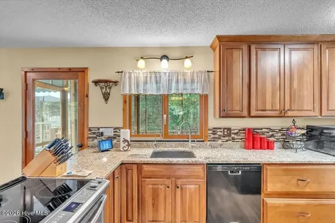 5505 Fredeen Court Emerald Isle NC 28594