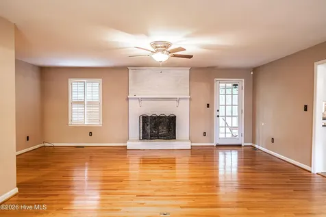 204 Haldane Drive Southern Pines NC 28387
