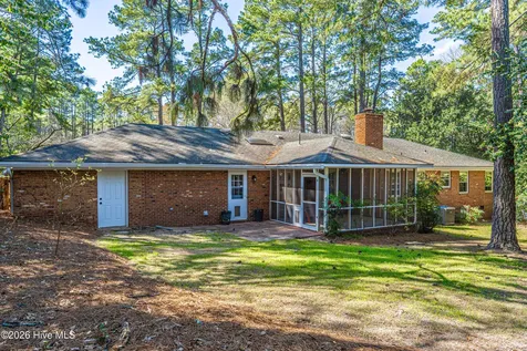 204 Haldane Drive Southern Pines NC 28387