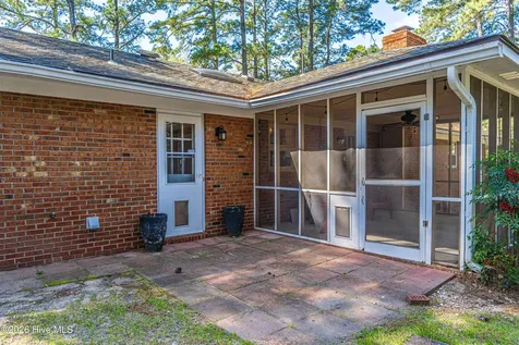 204 Haldane Drive Southern Pines NC 28387
