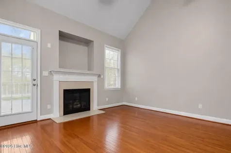 55 London Way Spring Lake NC 28390