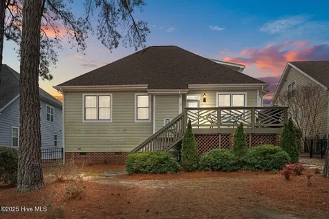55 London Way Spring Lake NC 28390