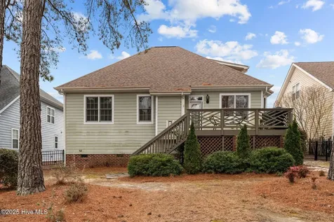 55 London Way Spring Lake NC 28390