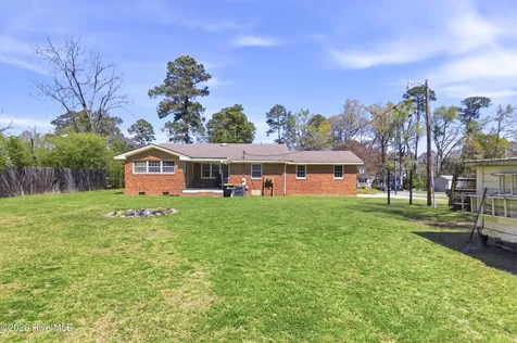 118 E Wyche Street Whiteville NC 28472
