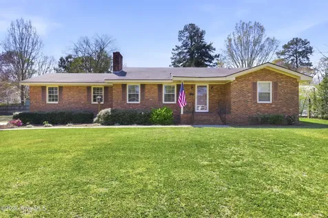 118 E Wyche Street Whiteville NC 28472