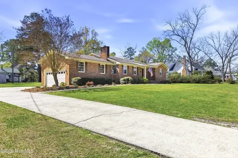 118 E Wyche Street Whiteville NC 28472