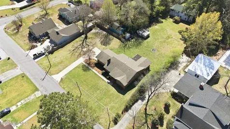 118 E Wyche Street Whiteville NC 28472