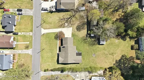 118 E Wyche Street Whiteville NC 28472