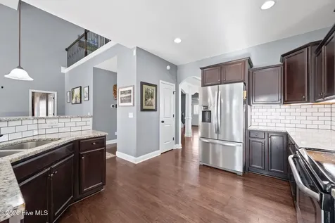 317 Bear Run Maple Hill NC 28454