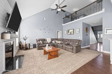 317 Bear Run Maple Hill NC 28454