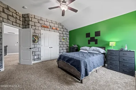 317 Bear Run Maple Hill NC 28454