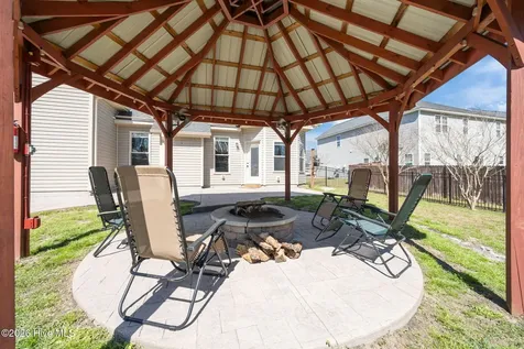 317 Bear Run Maple Hill NC 28454