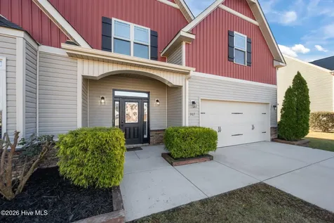 317 Bear Run Maple Hill NC 28454