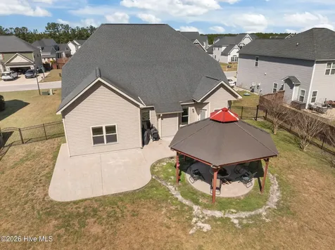 317 Bear Run Maple Hill NC 28454