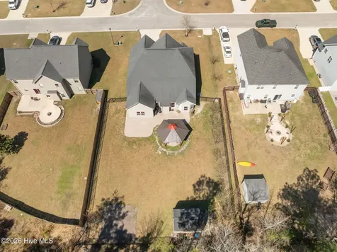 317 Bear Run Maple Hill NC 28454