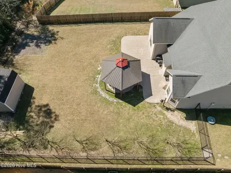 317 Bear Run Maple Hill NC 28454