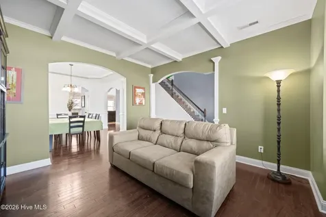 317 Bear Run Maple Hill NC 28454