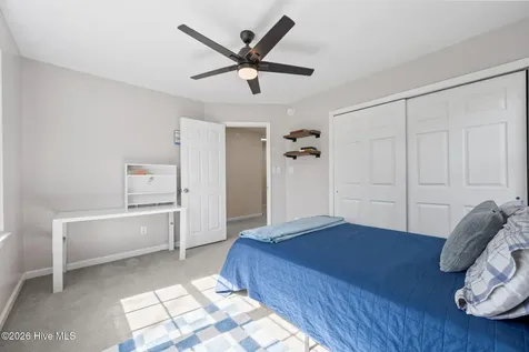 1316 Fairbanks Court Jacksonville NC 28546