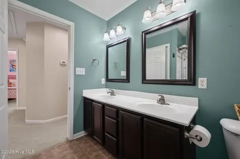 1316 Fairbanks Court Jacksonville NC 28546
