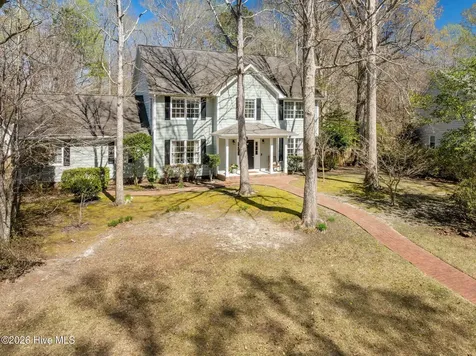 1316 Fairbanks Court Jacksonville NC 28546