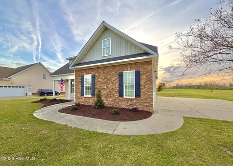 3047 Poplar Grove Drive Greenville NC 27858